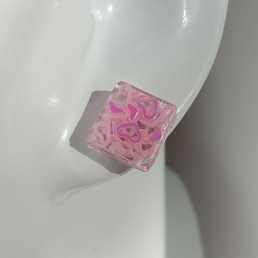 5/$25 CLEARANCE Pink hearts resin square stud earrings - Picture 3 of 3